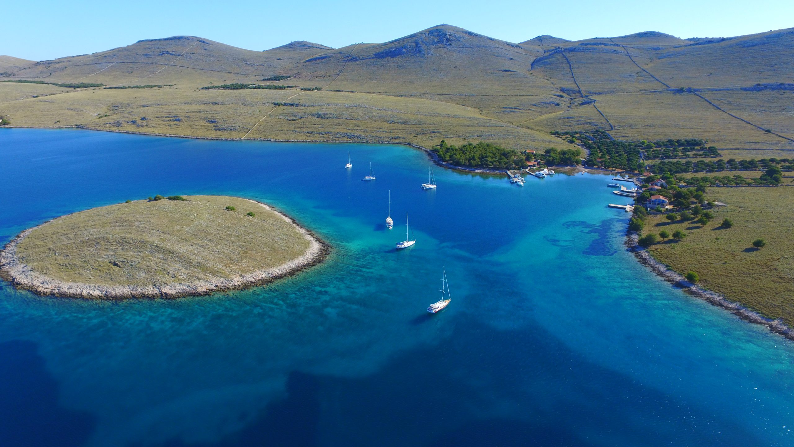 Yacht-Pool informiert