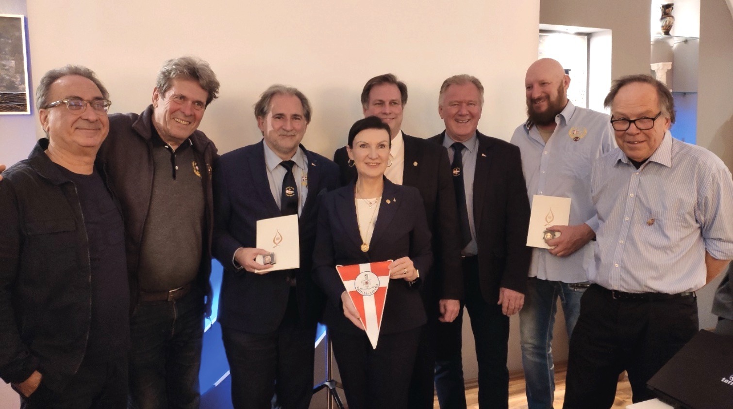 Mit Dampf und Segel im Yachtclub